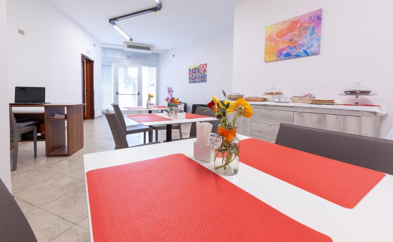 Lupomonaco Rooms Veglie Ngoại thất bức ảnh